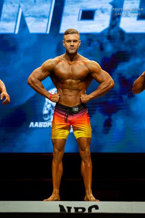 MEN'S PHYSIQUE +179